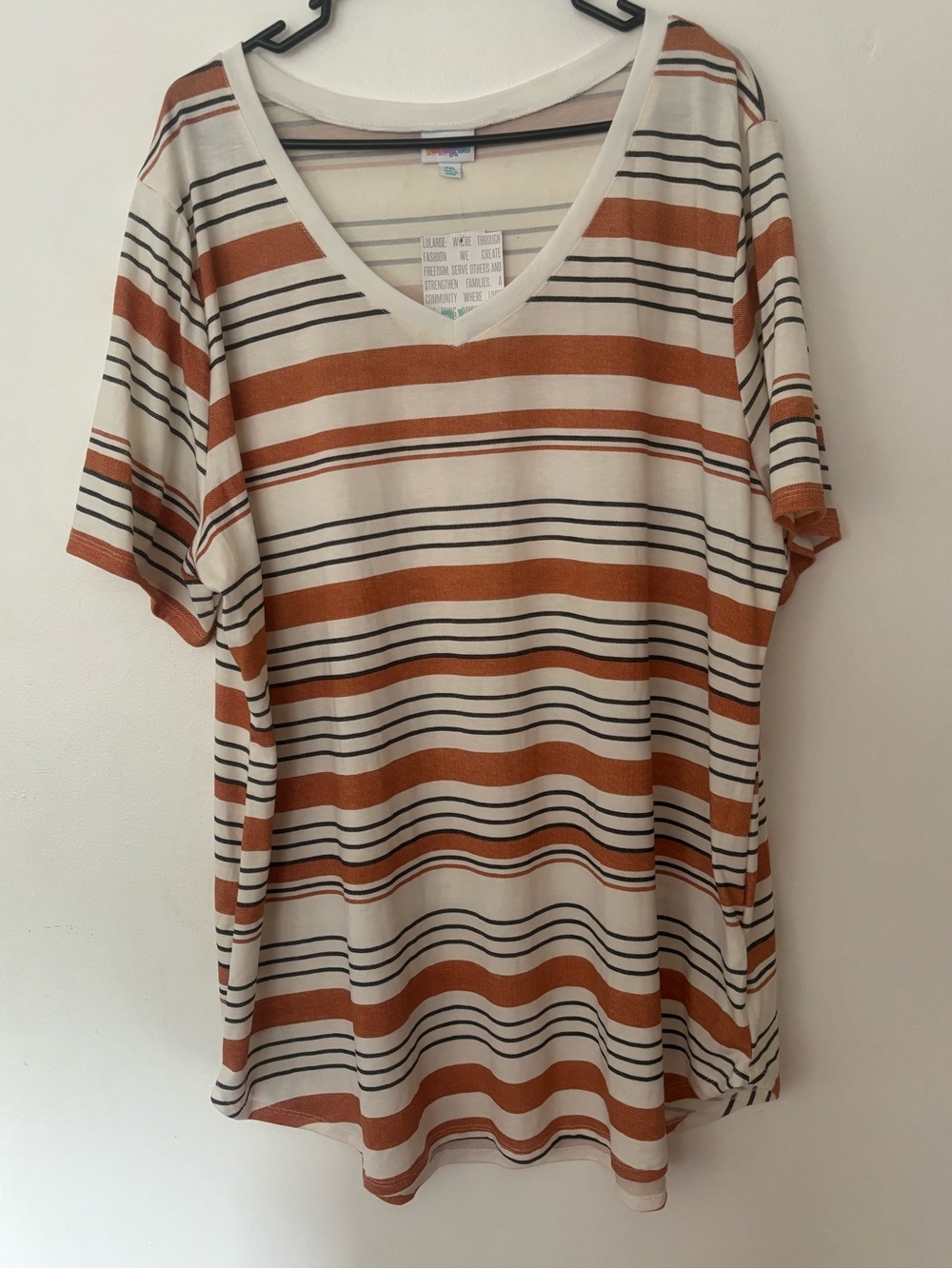LuLaRoe 2XL Striped V-Neck Tunic Top Rust Cream Black